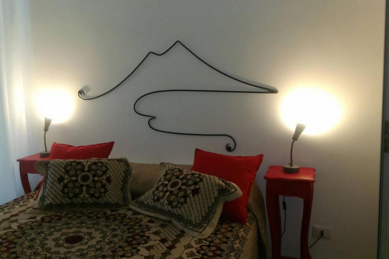 Ferienwohnung Vesuvius A Mezzocannone Neapel Exterior foto